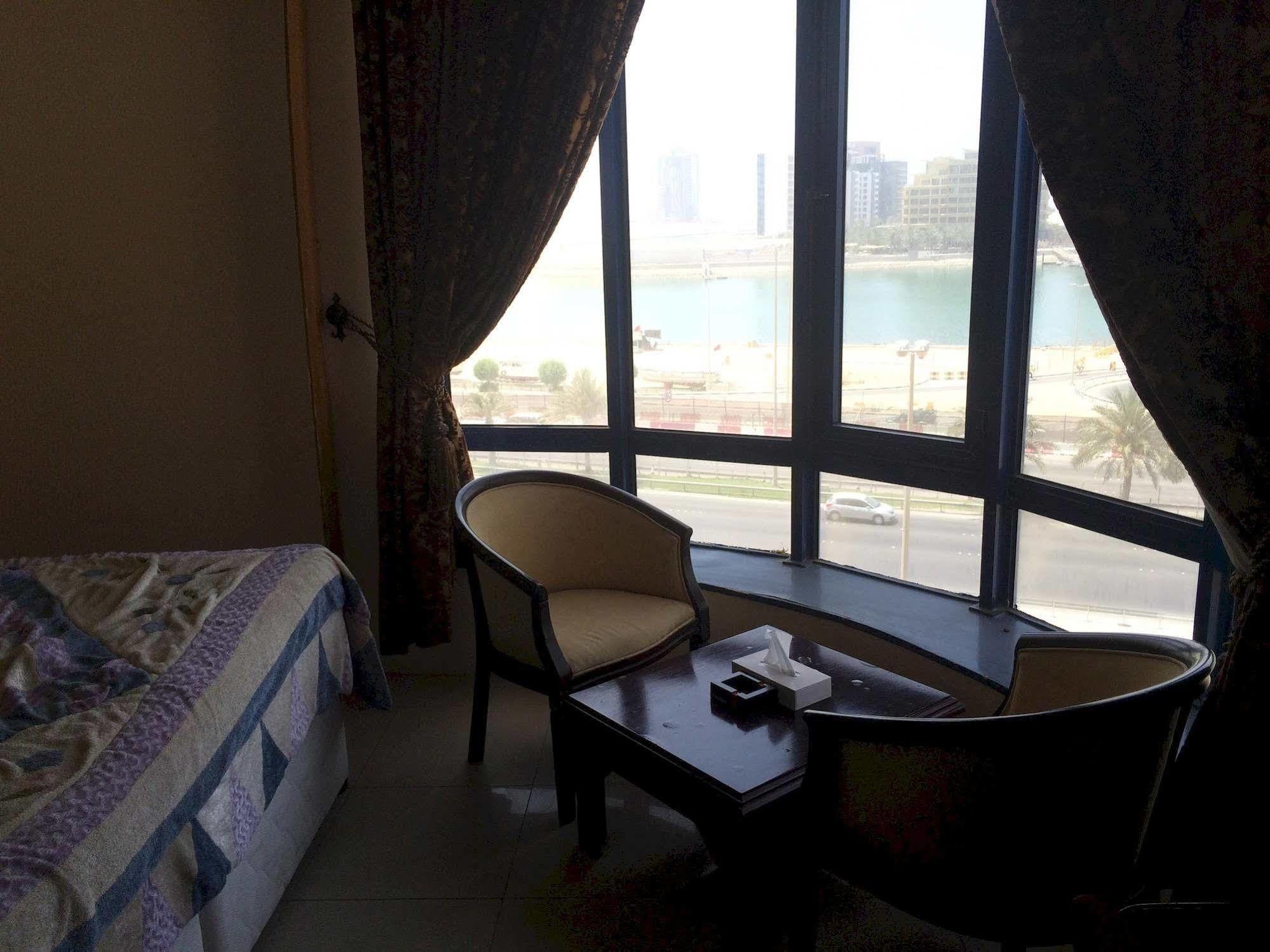 San Rock Hotel Manama Exterior photo